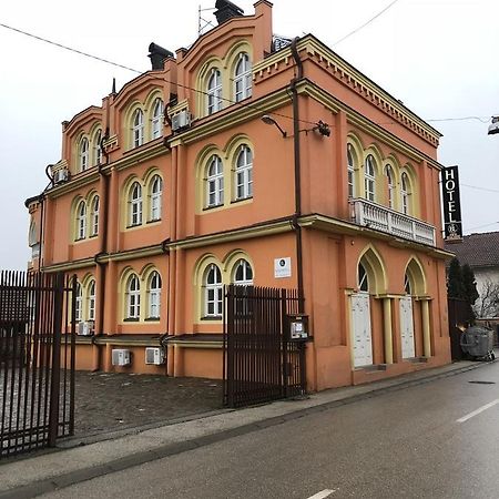 Motel Vila Bakarni Brčko Exterior foto